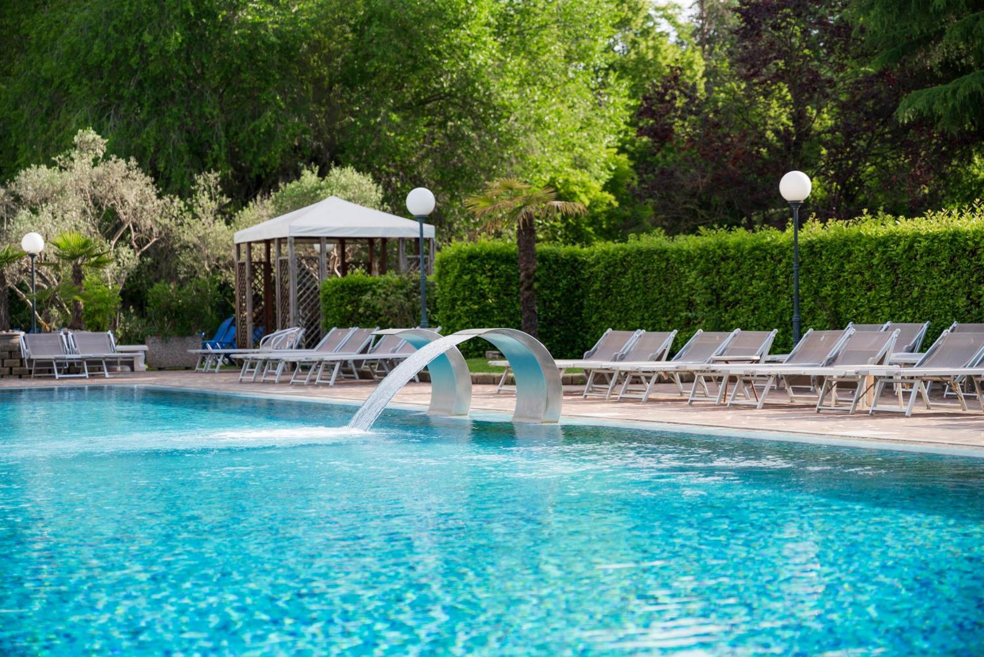 Hotel Petrarca Terme Montegrotto Terme Exterior photo