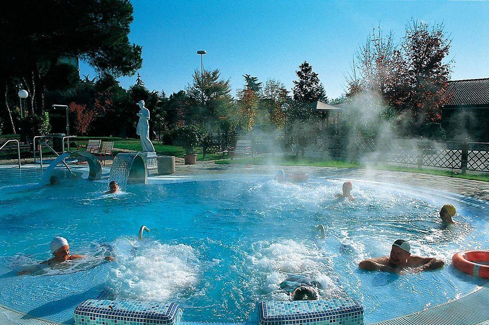 Hotel Petrarca Terme Montegrotto Terme Exterior photo